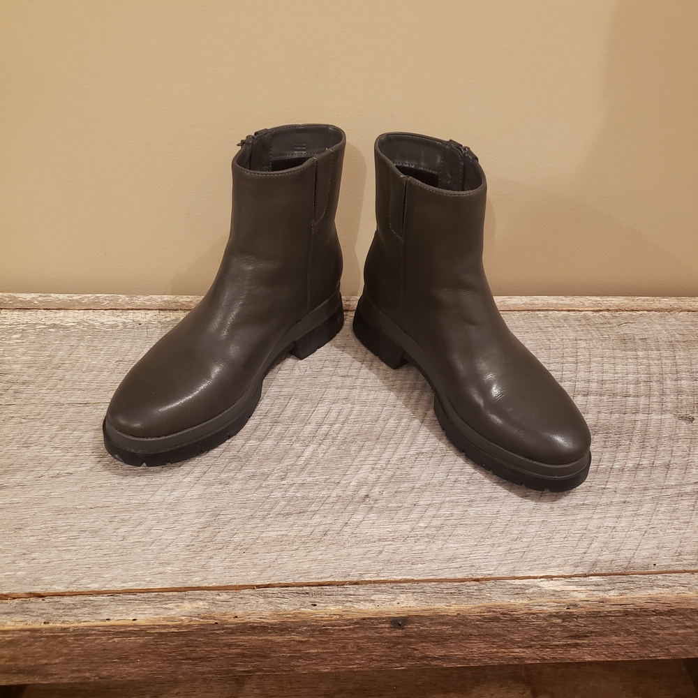 Naturalizer Soul Dark Gray Leather Boots